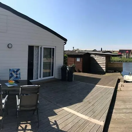 Good Times Mit Eigenem Steg Vislust Ijsselmeer Wervershoof